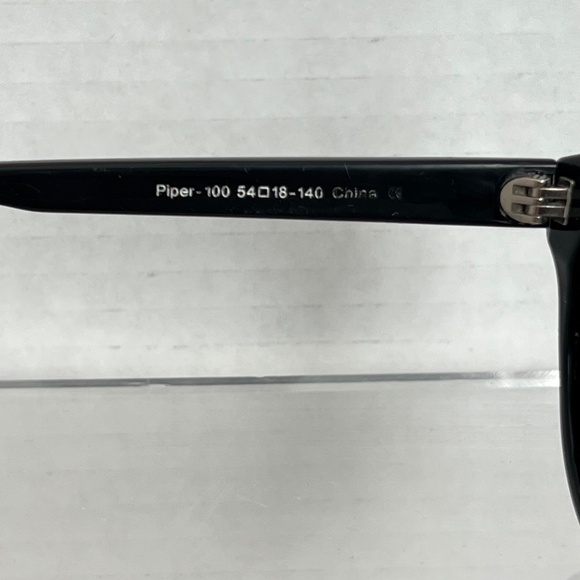 Vintage Warby Parker Piper 100 Black Sunglasses Dark Academia Mod Parisian Chic - Picture 3 of 5